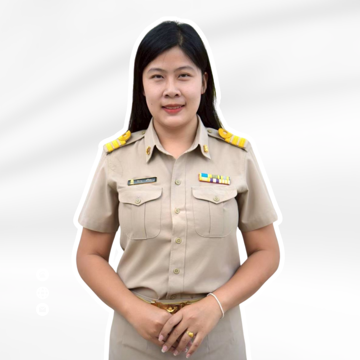 นางสาวจิรายุ ศรีรุณ